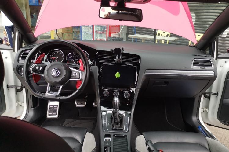 Used Volkswagen Golf 2018 280TSI Automatic R-Line Model
