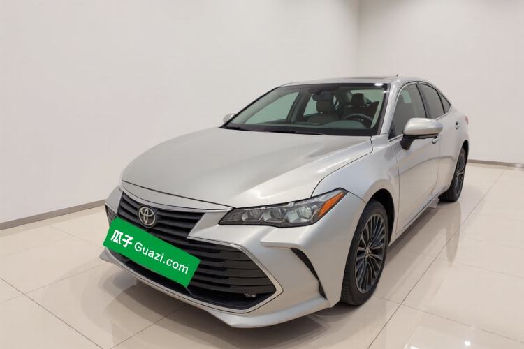 Used Toyota Avalon 2019 2.5L Touring Premium Version China VI Standard
