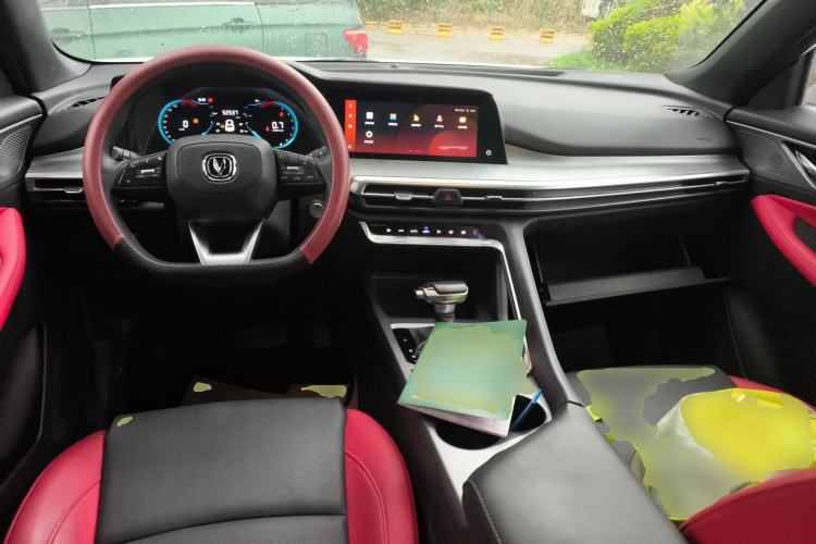 Used CHANGAN CS35PLUS 2021 Revised Version Blue Whale NE 1.4T DCT Luxury Edition
