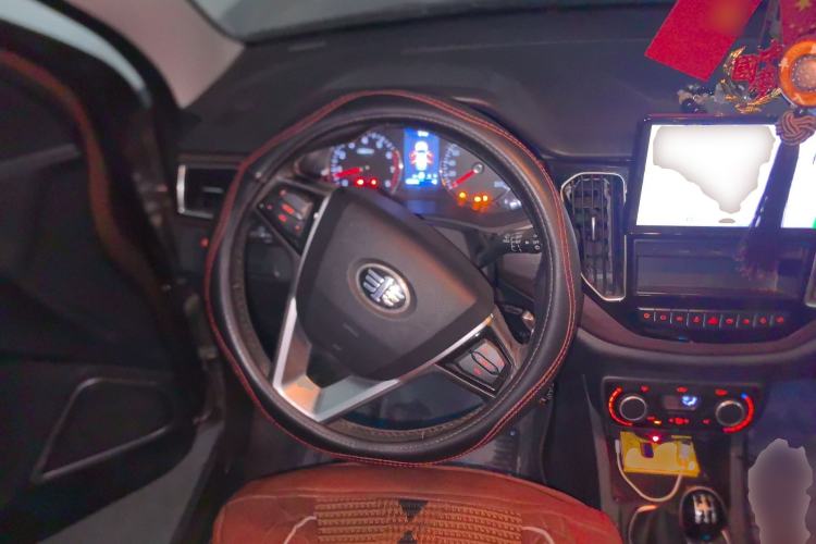 Used FAW Senya R7 2016 1.6L Manual Smart Version Steering Wheel