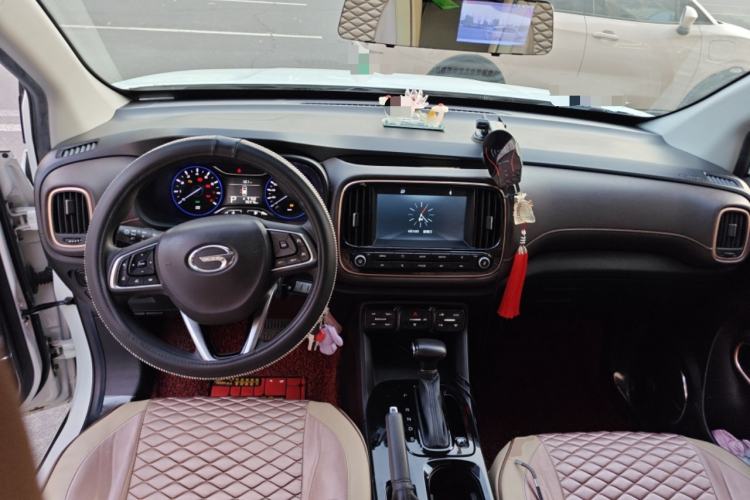 Used GAC Trumpchi GS3 2017 150N Automatic Elite Edition Center Console