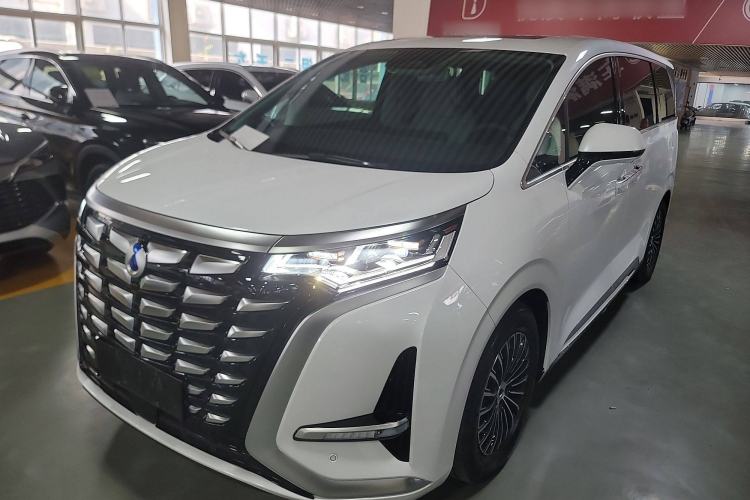 Used Denza D9 2024 DM-i 980 Four-Wheel Drive Prestige Model