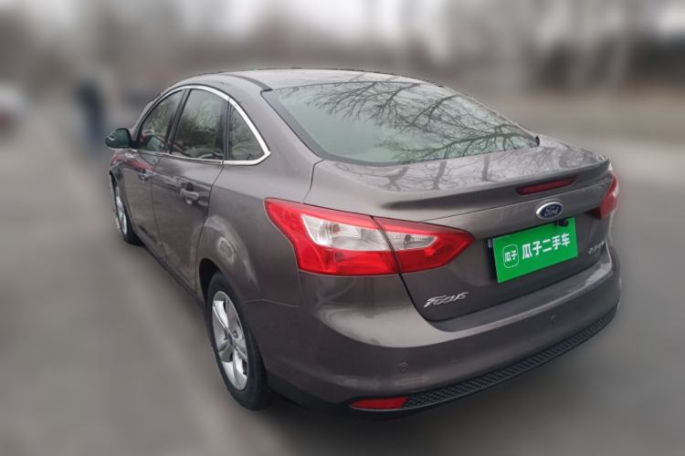 Used Ford Focus 2012 Sedan 1.6L Automatic Fashion Edition