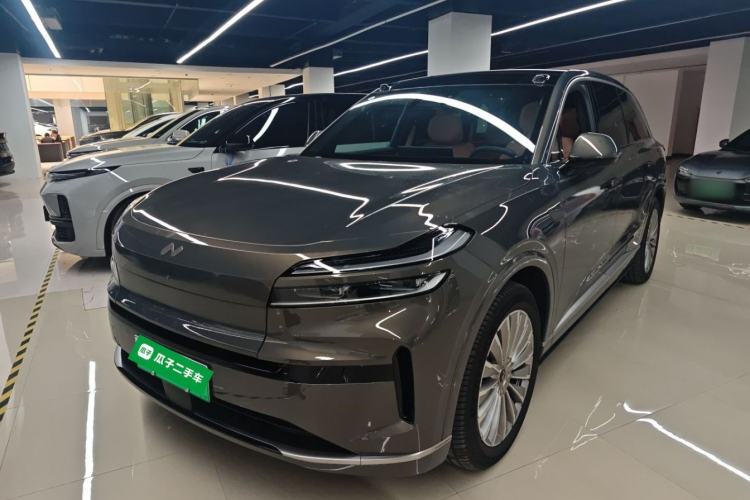 Used ONVO Luxeed L90 2025 Model—Max Six-Seater Version