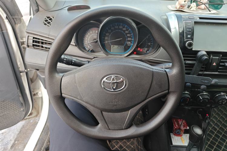 Used Toyota Vios 2014 1.5L Automatic ZhiZhen Edition Steering Wheel