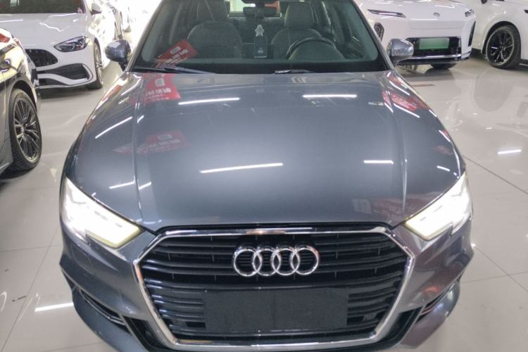 Used Audi A3 2019 Limousine 35 TFSI Fashion Edition China V standard
