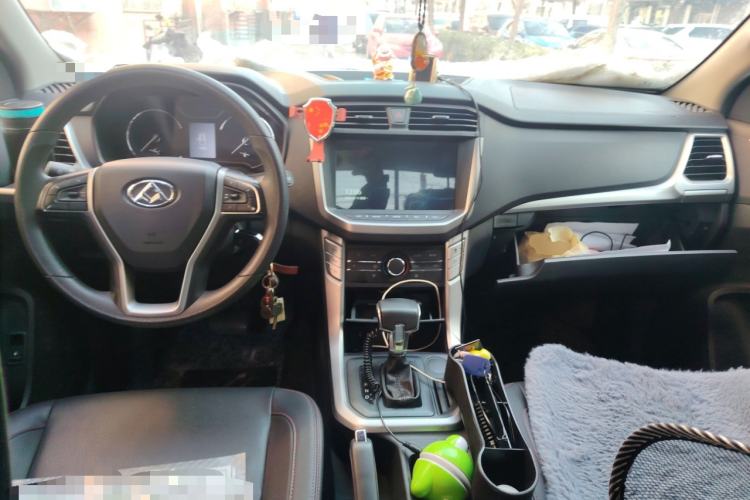 Used SAIC MAXUS T60 2017 2.0T Gasoline Automatic Two-Wheel Drive High-Ride Comfort-Grade Standard Cabin
