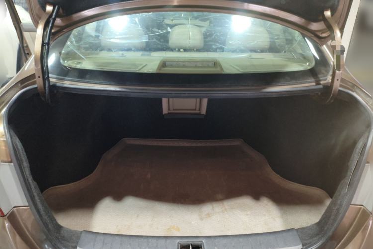 Used Nissan Sylphy 2012 1.8XL CVT Luxury Edition Trunk