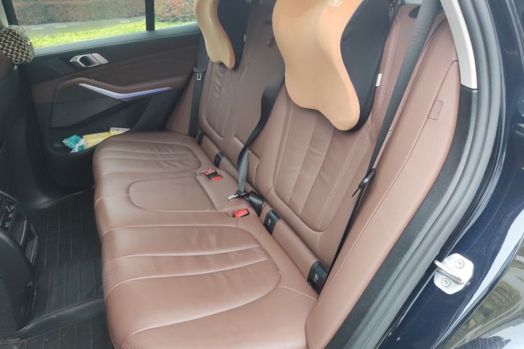 Used BMW X5 2020 xDrive40i M Sport Package Left Rear Seat