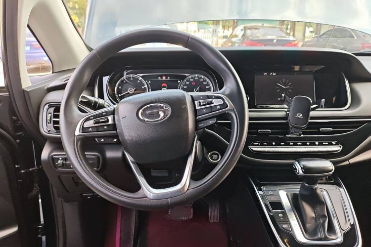 Used GAC Trumpchi M6 2021 270T DCT Luxury Edition (7 Seats) Steering Wheel