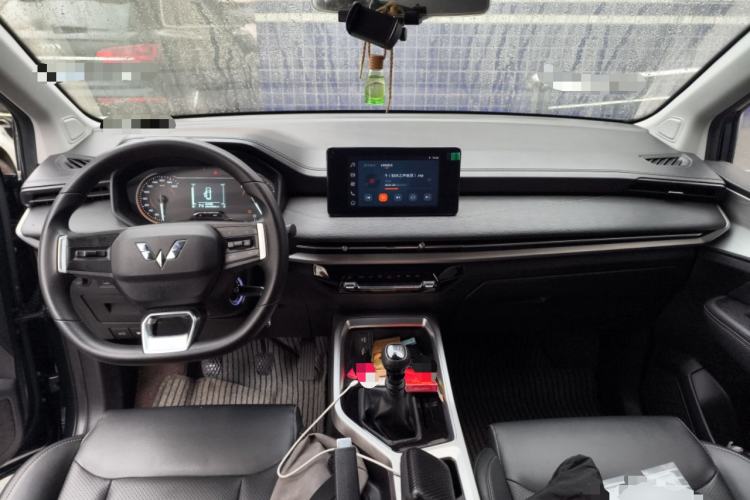 Used Wuling Jiachen 2022 1.5L Manual Comfort Edition
