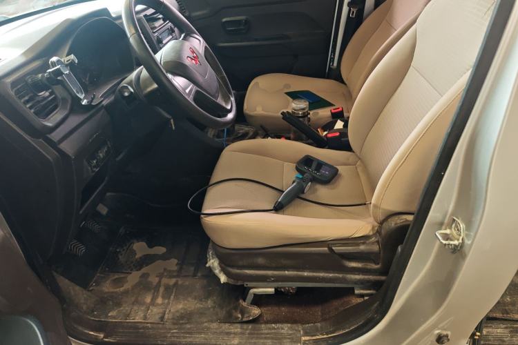 Used Wuling Hongguang V 2022 1.5L Jingqu Version Hydraulic Power Steering LAR Left Front Seat