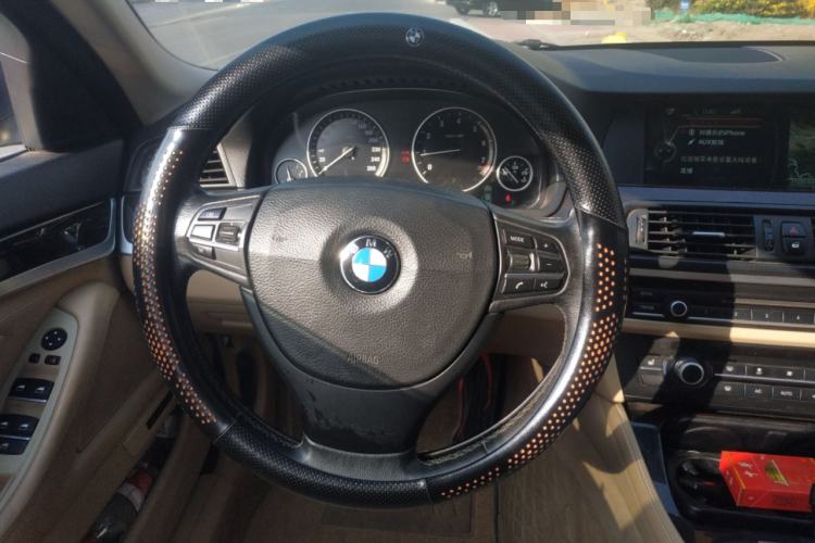 Used BMW 5 Series 2013 525Li Luxury Model