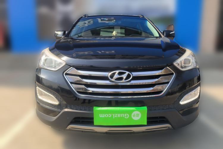Used Hyundai Santa Fe 2013 2.4L Automatic Two-Wheel Drive Smart Version
