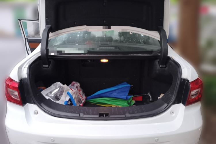 Used BYD Qin New Energy 2015 1.5T Dual-Crown Flagship Plus Edition
