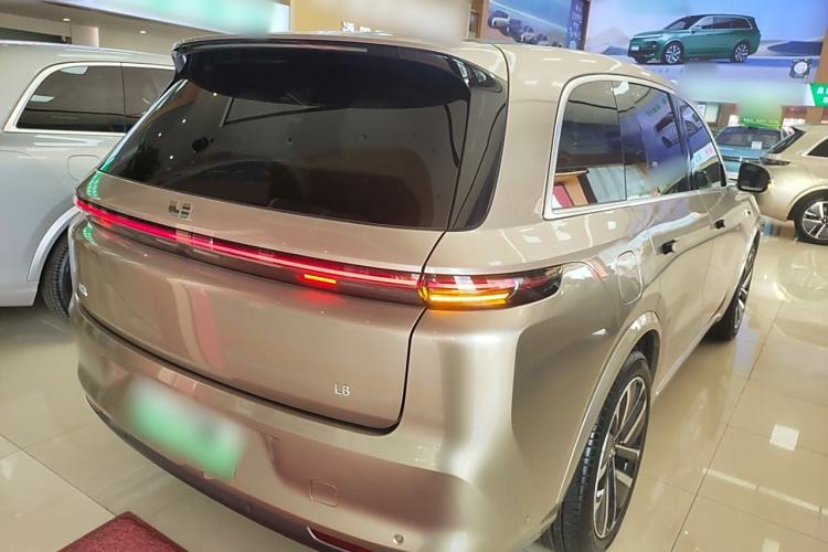 Used Li Auto L8 2024 Ultra Model
