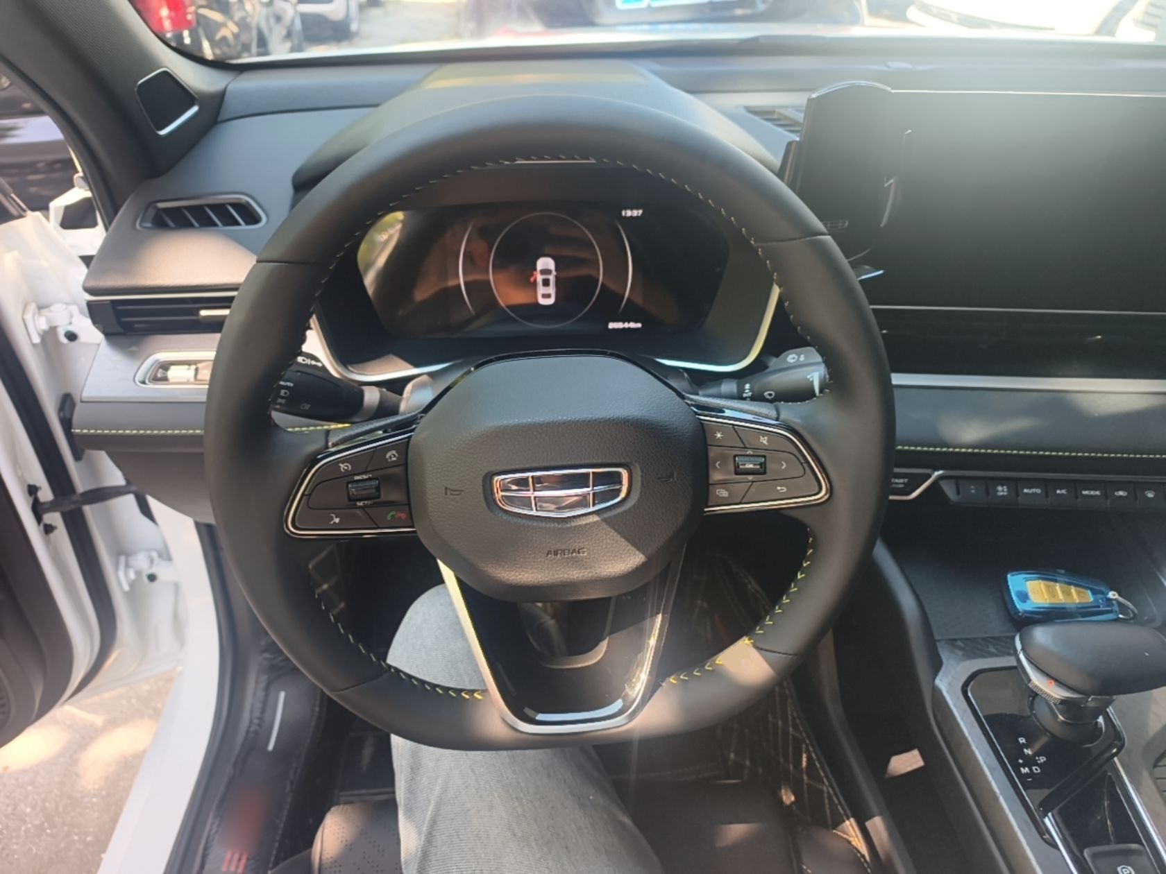 Geely Auto Preface 2023 1.5TD Fuyao Version — снимка 13