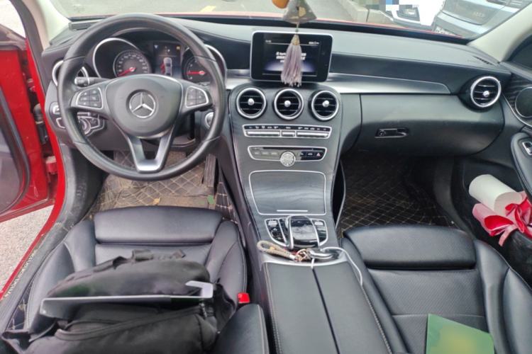 Used Mercedes-Benz C-Class 2018 C 200 L Sport Edition Center Console