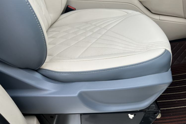 Used Mercedes-Benz Vito 2021 2.0T Business Version 7 Seats