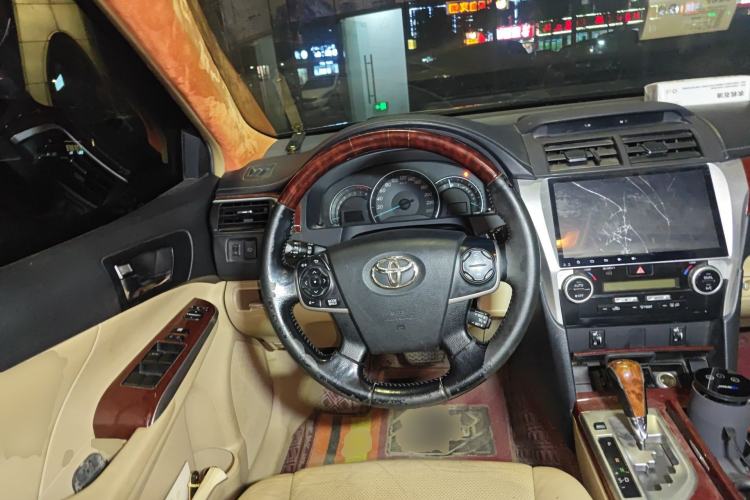 Used Toyota Camry 2012 2.5G Luxury Edition Steering Wheel