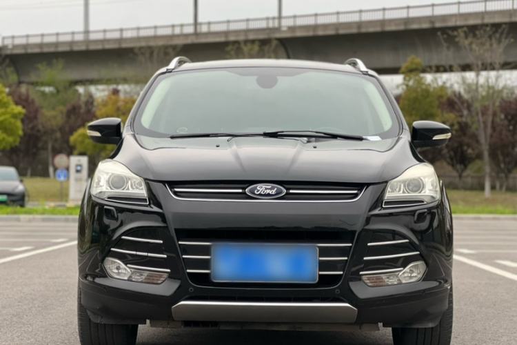 Used Ford Kuga 2015 2.0L GTDi Four-Wheel-Drive Sport Model Exterior 4