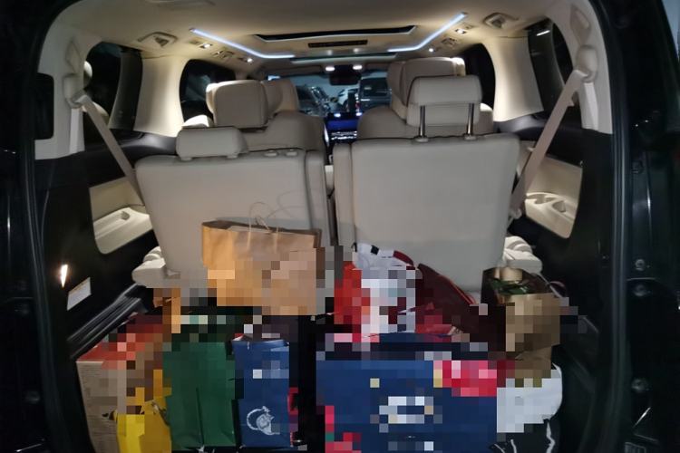 Used Toyota Vellfire 2019 Dual-Engine 2.5L HV Luxury Edition Trunk