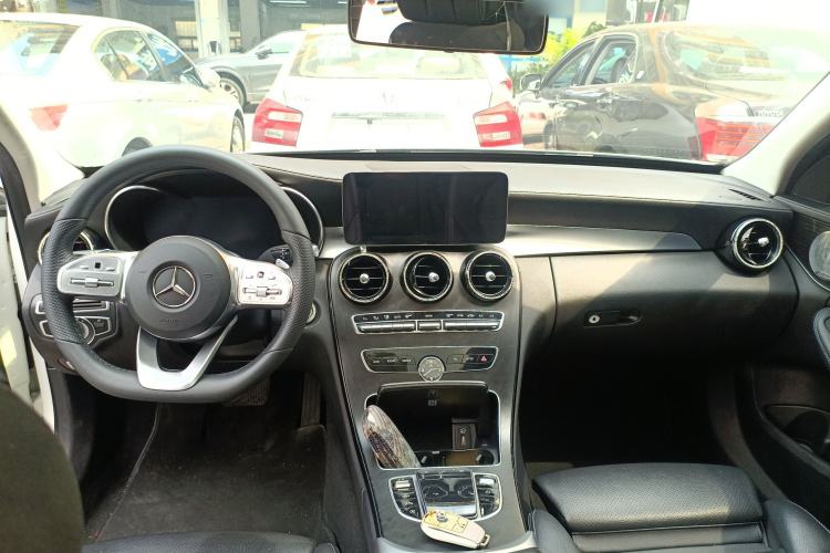 Used Mercedes-Benz C-Class 2021 C 260 L Sport Edition Star Collection Center Console