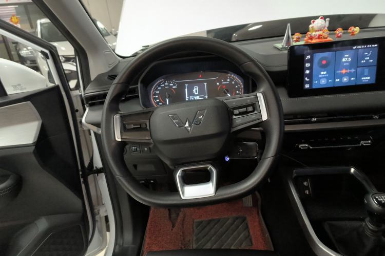 Used Wuling Jiachen 2022 1.5L Manual Comfort Edition