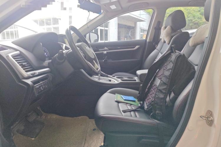Used Dongfeng Aeolus AX7 2016 2.0L Automatic Zhiyi Trim
