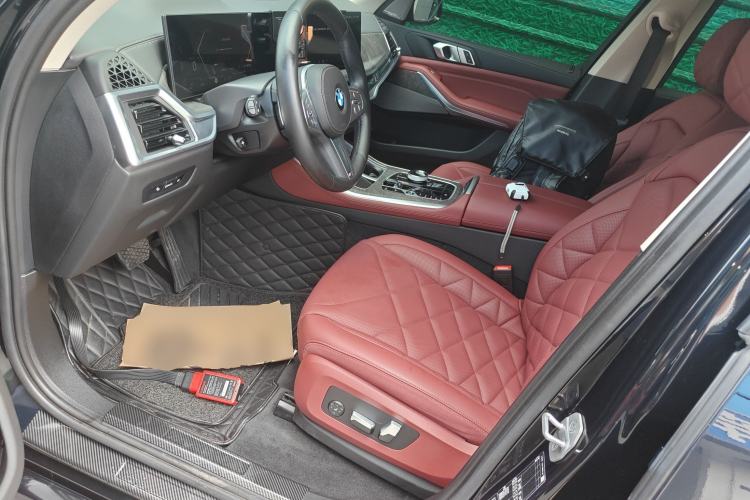 Used BMW X5 2023 xDrive 30Li Luxury M Sport Night Edition Package
