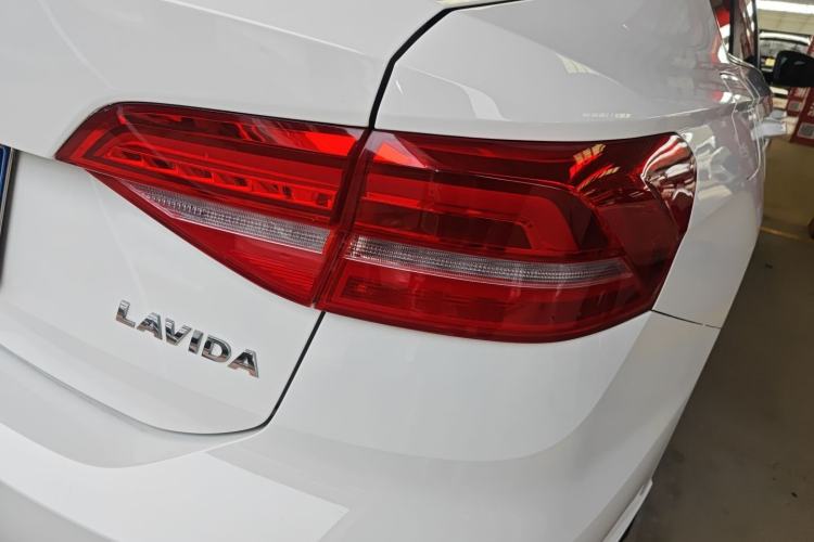 Used Volkswagen Lavida 2019 1.5L Automatic Vision Edition China VI Standard