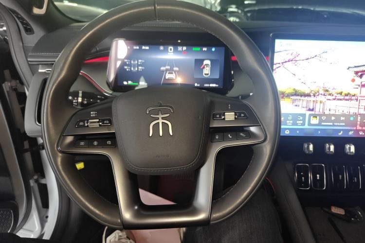 Used BYD Song L EV 2025 550 km Excellence Version
