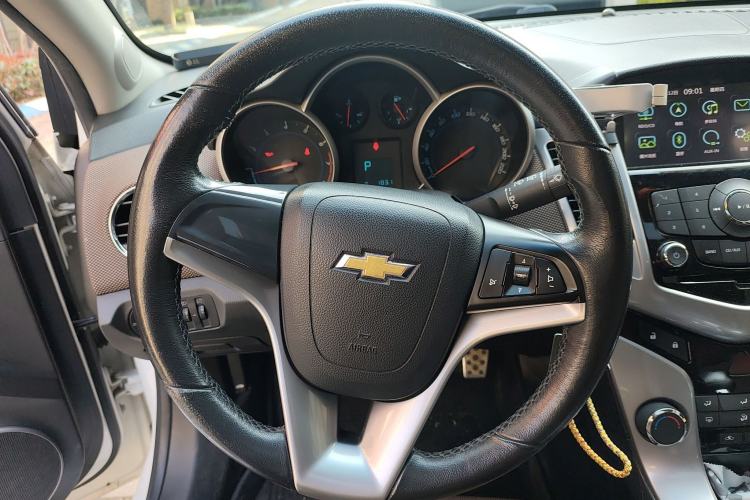 Used Chevrolet Cruze 2013 Hatchback 1.6L Automatic Luxury Model
