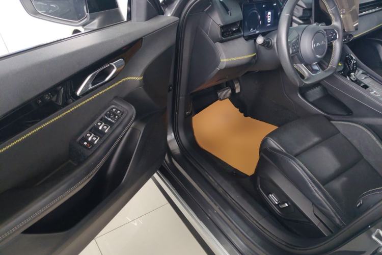 Used Lynk & Co 03 2023 2.0TD DCT JingPro