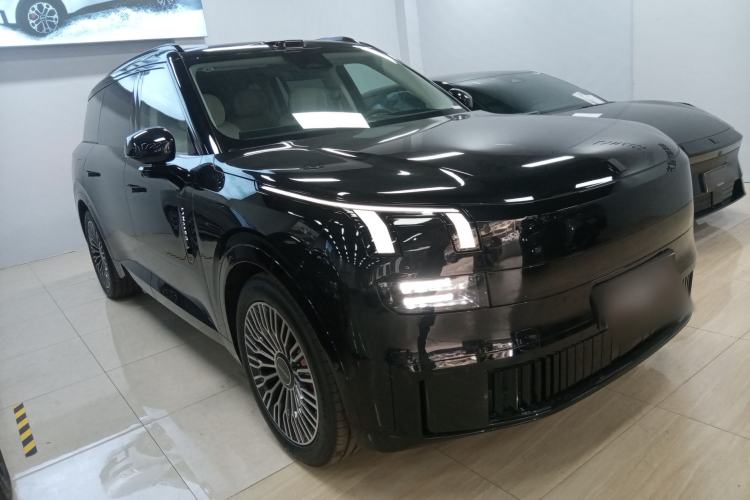 Used Lynk & Co 900 2025 2.0T Exploration Edition
