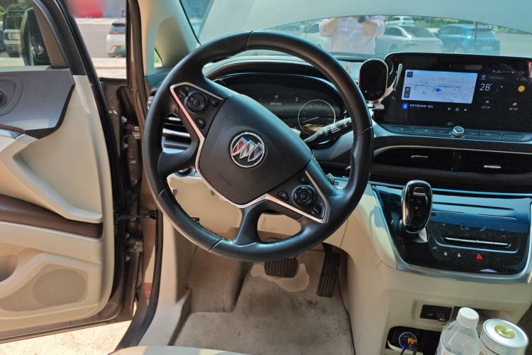 Used Buick GL8 2022 Land Business Class 652T Luxury Model