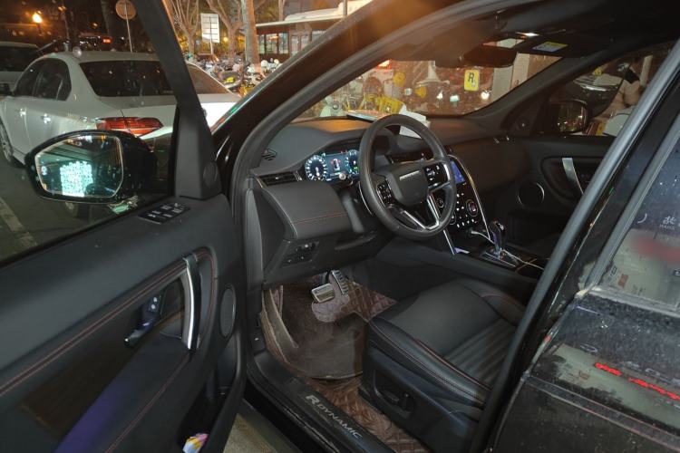 Used Land Rover Discovery Sport 2023 249 PS R-Dynamic S Performance Edition Driver Seat