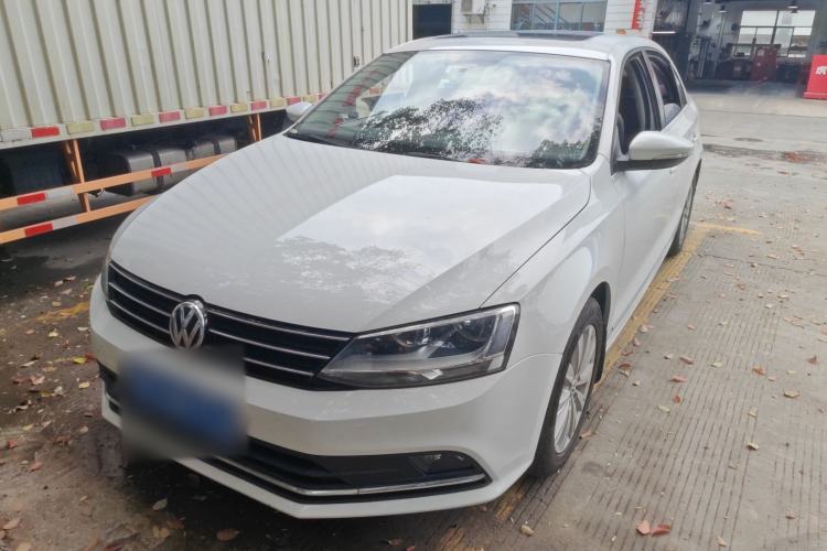 Used Volkswagen Sagitar 2015 230TSI Automatic Comfort Version