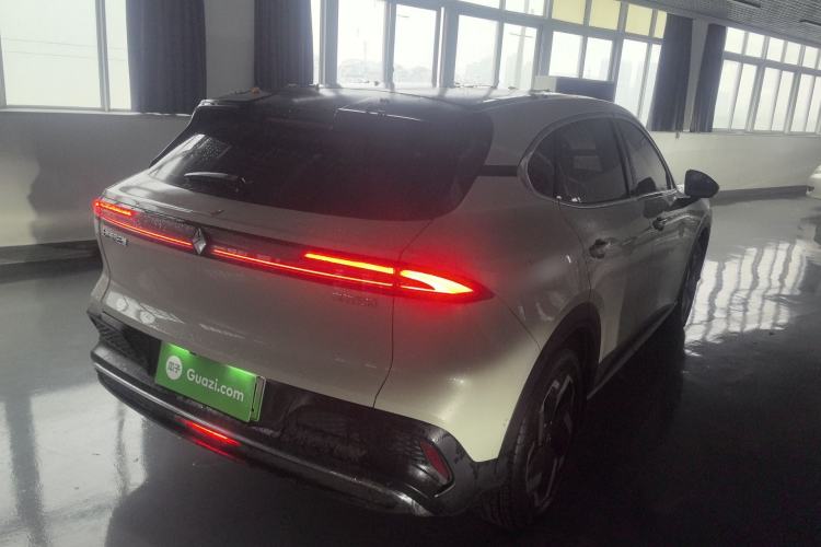 Used Baojun Yunhai 2024 600km Pure Electric Version Rear Right 45 Deg