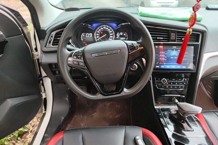 Used Venucia D60 2020 1.6L XL CVT Enjoyment Edition