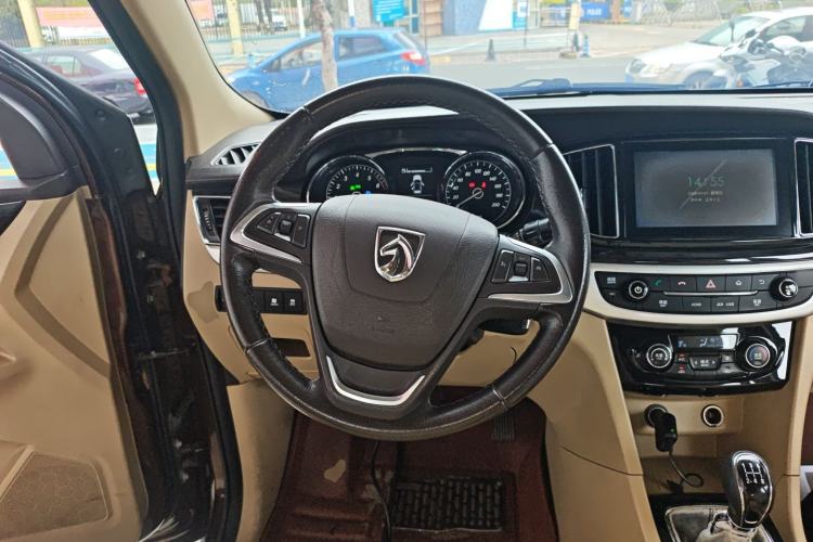 Used Baojun 730 2016 1.5L Manual Luxury Edition 7 Seats