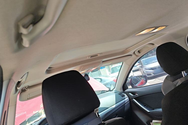 Used Mazda CX-5 2015 2.0L Automatic Two-Wheel Drive Urban Version
