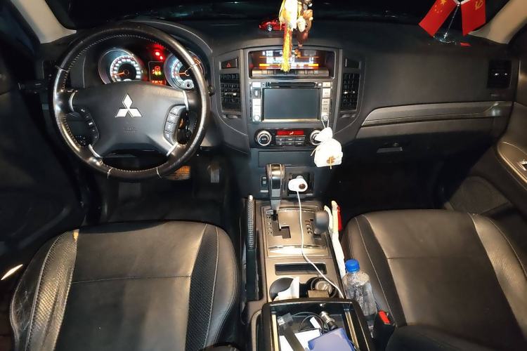 Used Mitsubishi Pajero 2014 3.0L Elite Edition
