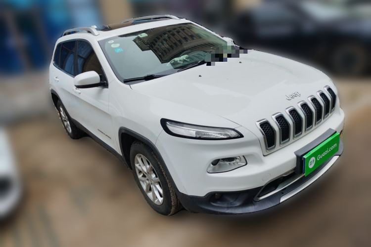 Used Jeep Cherokee 2016 2.0L Superior Edition
