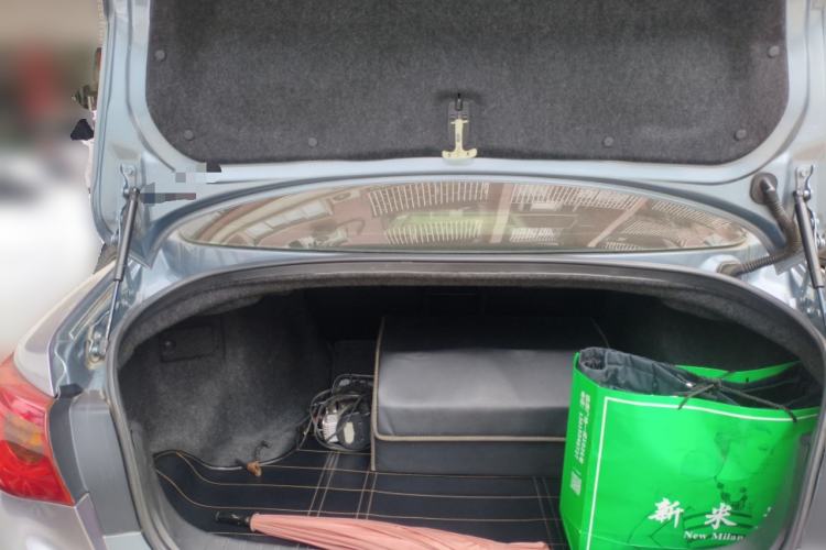 Used Infiniti Q50 2014 2.0T Comfort Edition Trunk