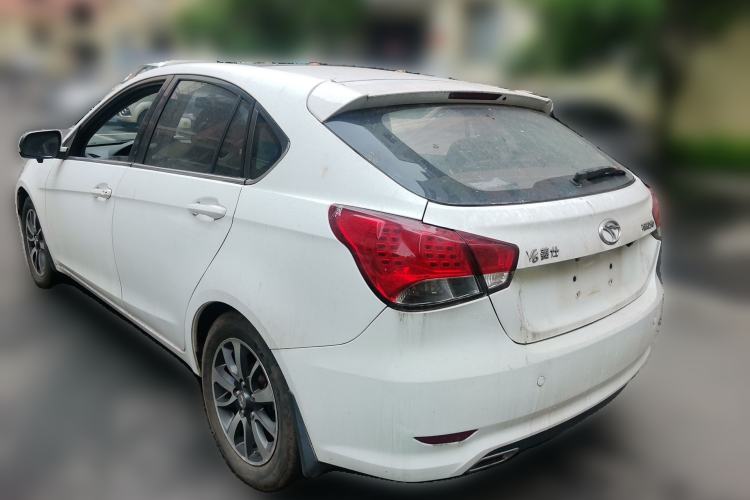 Used Soueast V6 Lingshi 2014 1.5L Manual Luxury Edition for Women Rear Left 45 Deg