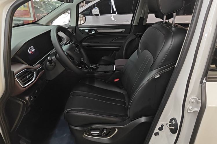 Used GAC Trumpchi M6 2023 PRO 270T DCT Luxury Edition
