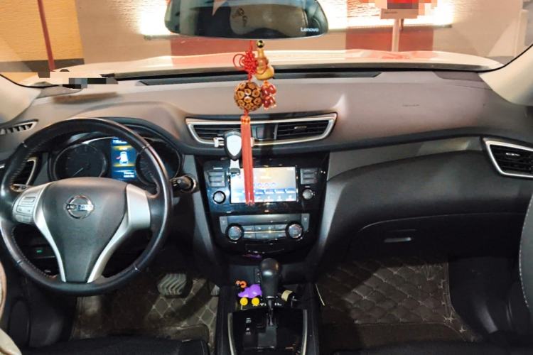 Used Nissan X-Trail 2015 2.0L CVT Comfort MAX Edition 2WD
