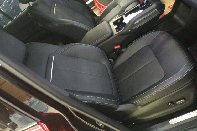 Used iCAR 03T 2024 501km Four-wheel Drive Long-Range Version Right Front Seat