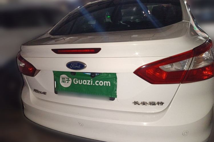 Used Ford Focus 2012 Sedan 1.6L Manual Fashion Edition
